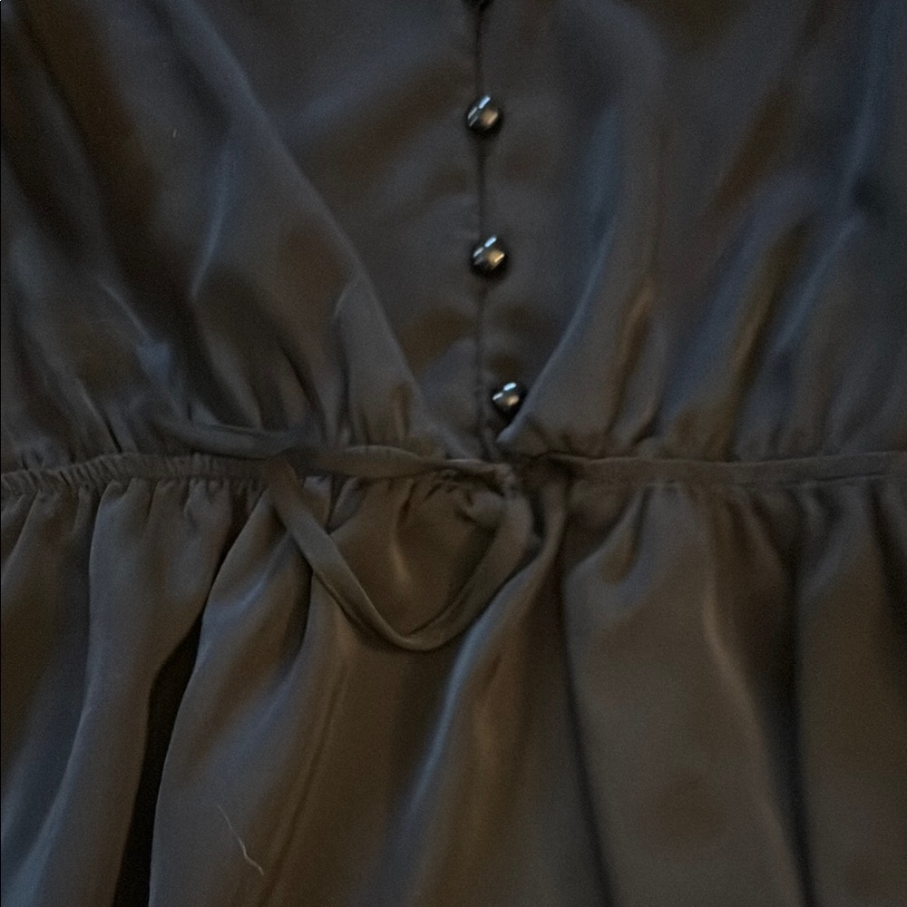 Elegant Black Women's Top - Picture 6 of 6